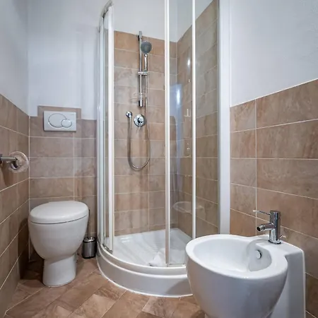 Pensjonat Yid Business Gate 4*
