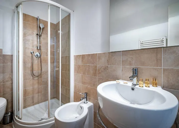 Yid Business Gate Guest house Florence
