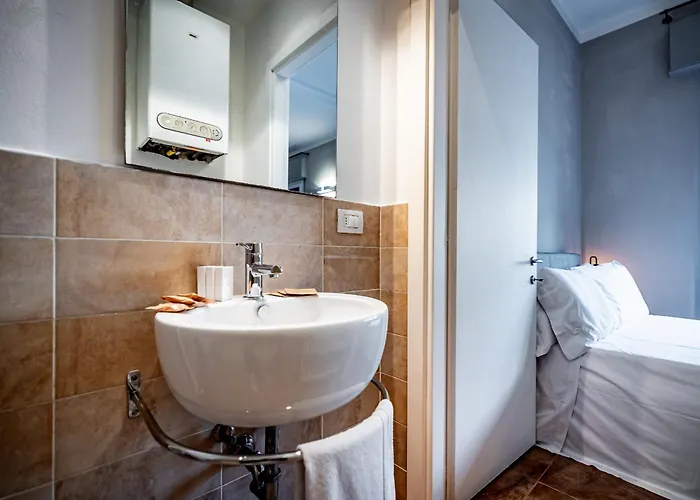Yid Business Gate Πανσιόν 4*